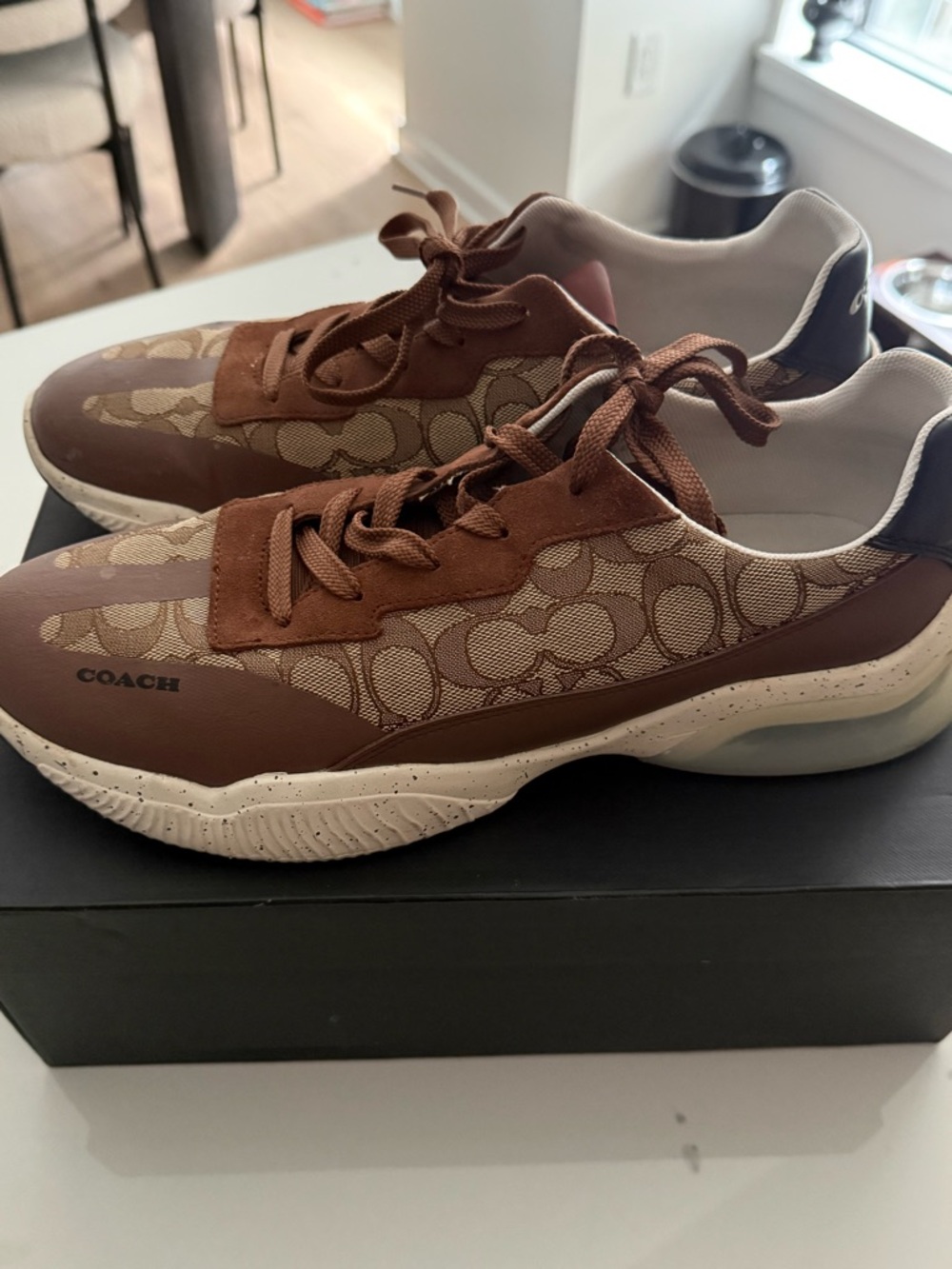 Coach Men’s Brown Logo-Panel Low-Top Sneakers - Picture 2 of 3